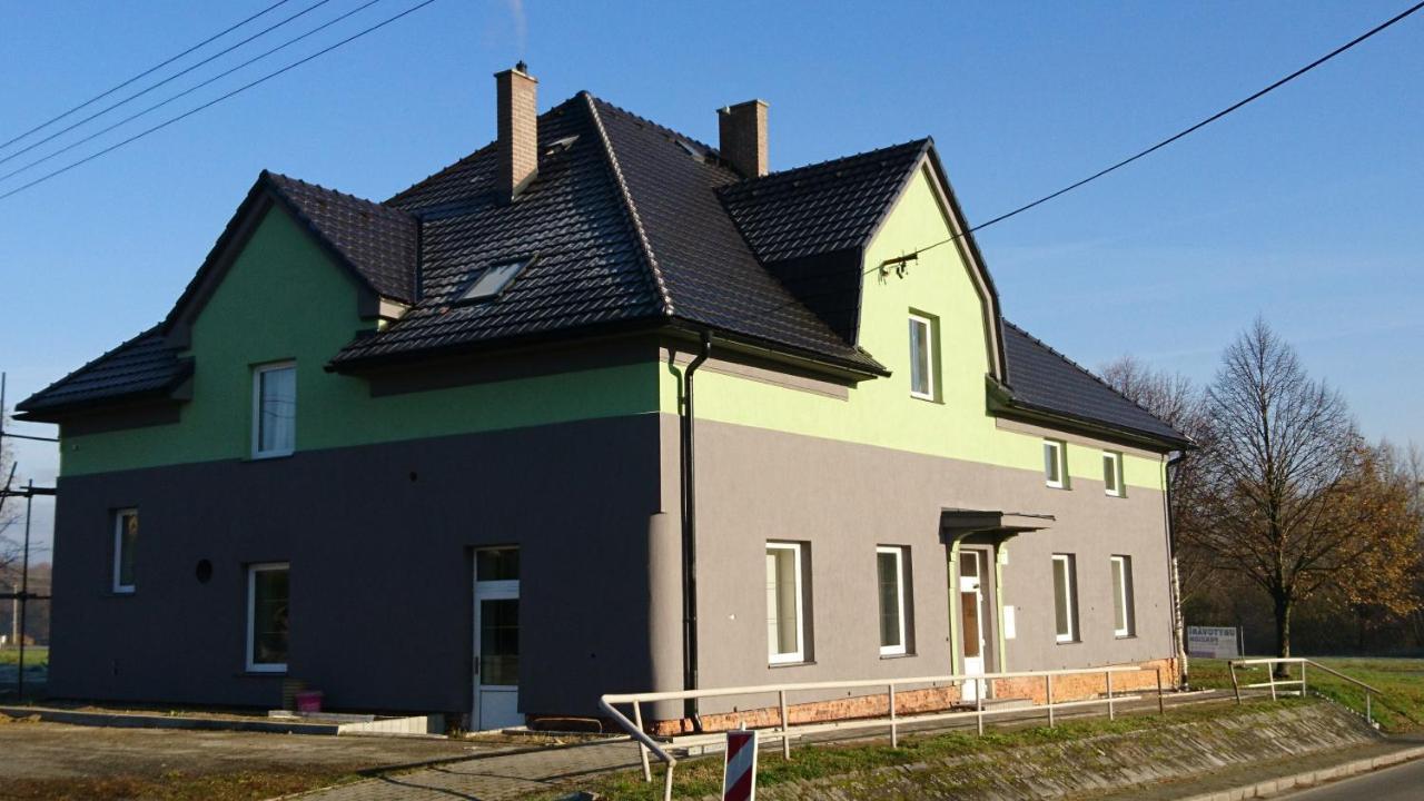 Отель Borovec Sedlnice Экстерьер фото